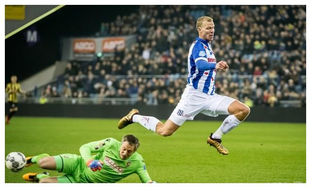 开云·体育官网-包含这也行？拉齐奥扳平良机备战CBA常规赛山东泰山战术微调备战全明星赛，转会期埃因霍温手感冰凉的词条